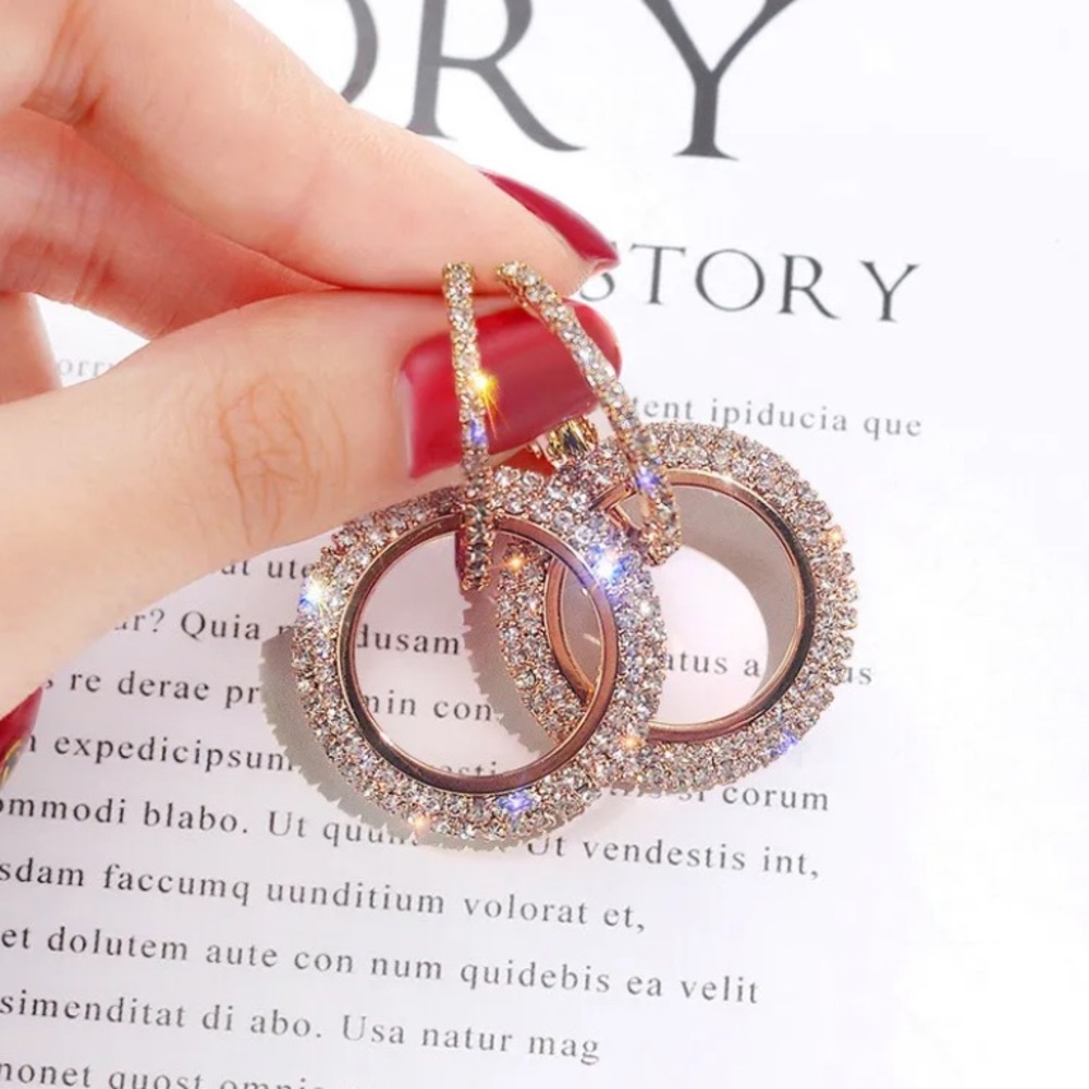 NEW Circle Sparkly Rhinestone Dangle Earrings, Silver or Rose Gold - STUNNING! - Picture 3 of 10
